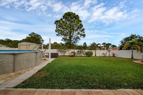 A home in PORT CHARLOTTE