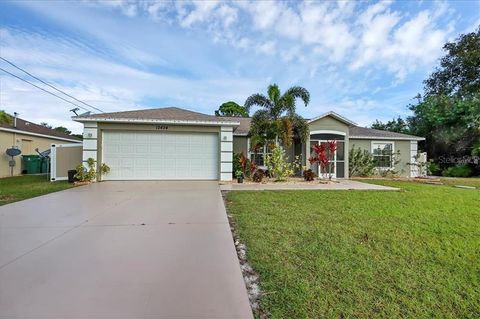 A home in PORT CHARLOTTE