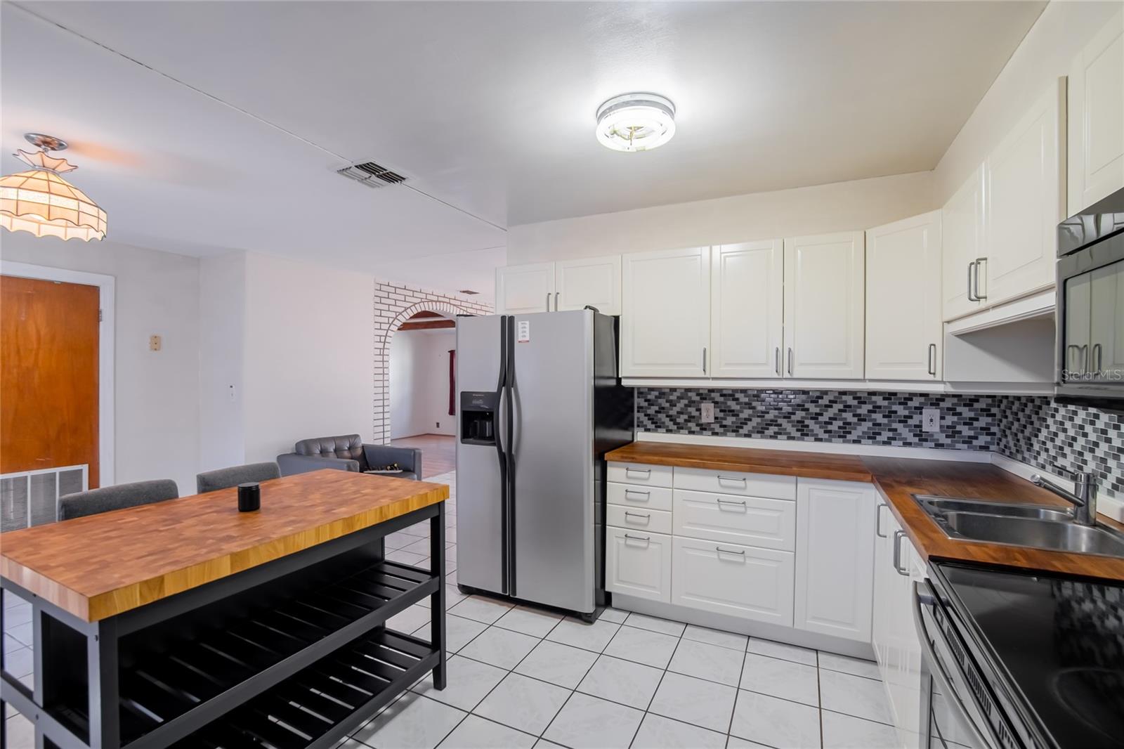 ADAMO ACRES UNIT 7 - Residential