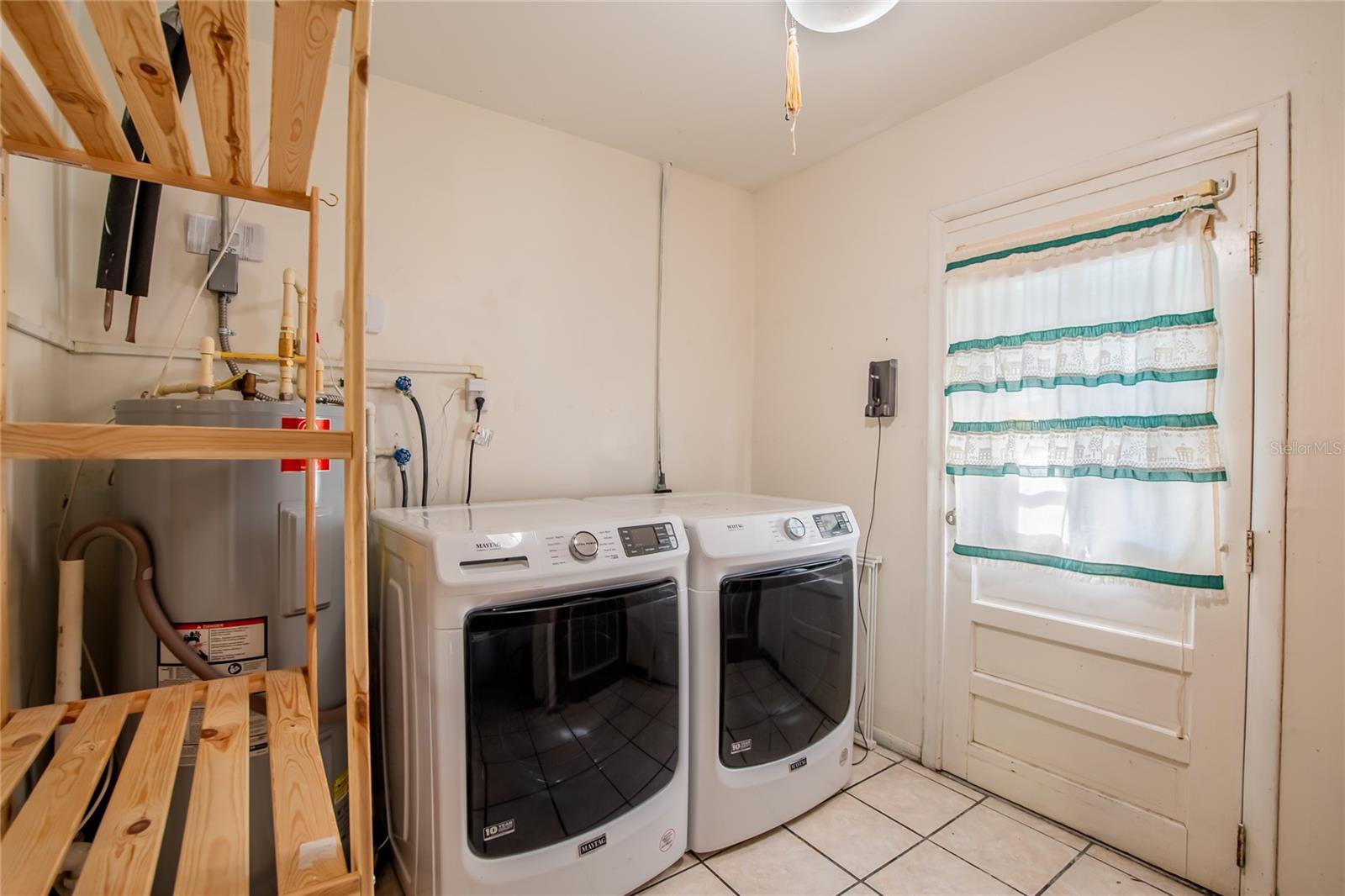 ADAMO ACRES UNIT 7 - Residential