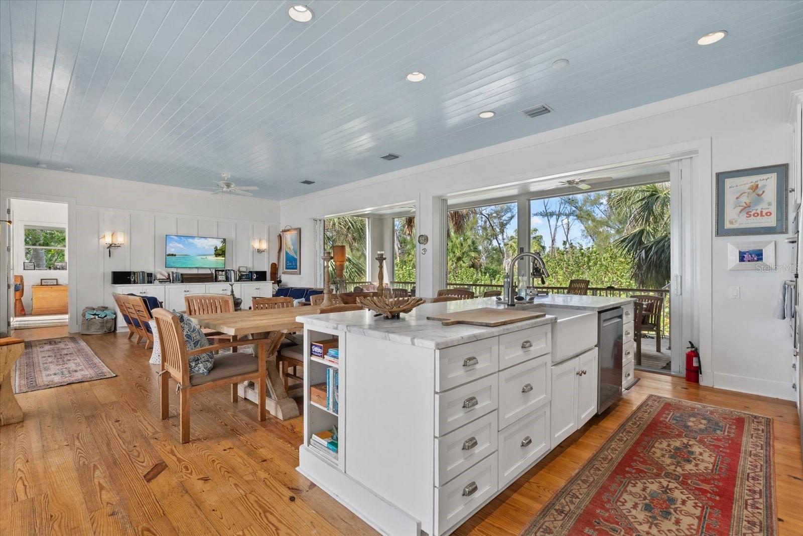 JEW FISH KEY - Residential