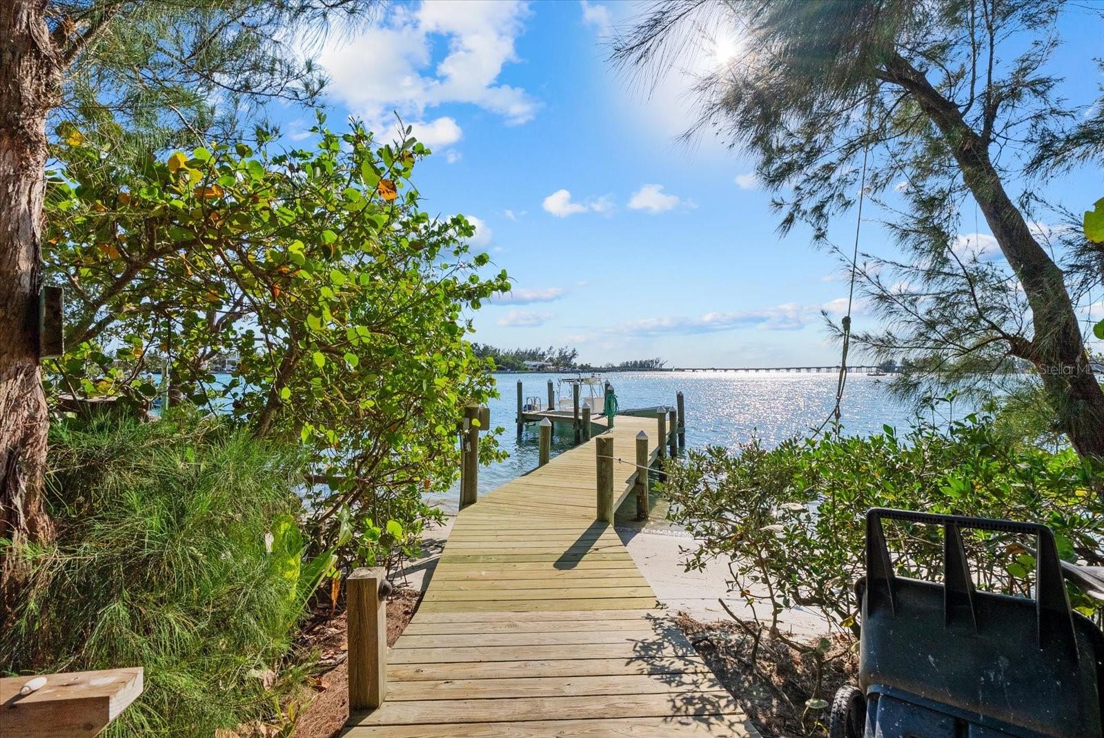 JEW FISH KEY - Residential