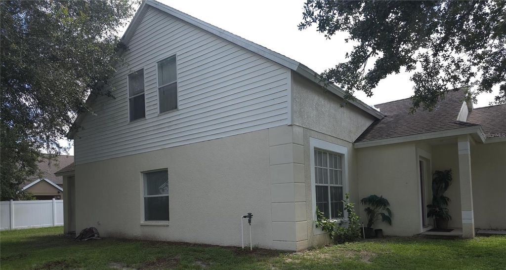 Photo of 7919 Terrace Ridge Drive, Temple Terrace, FL 33637 (MLS # TB8406654)