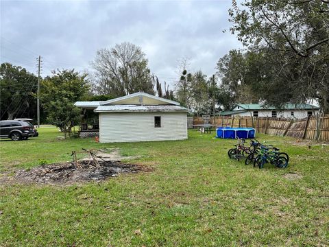 A home in SUMTERVILLE