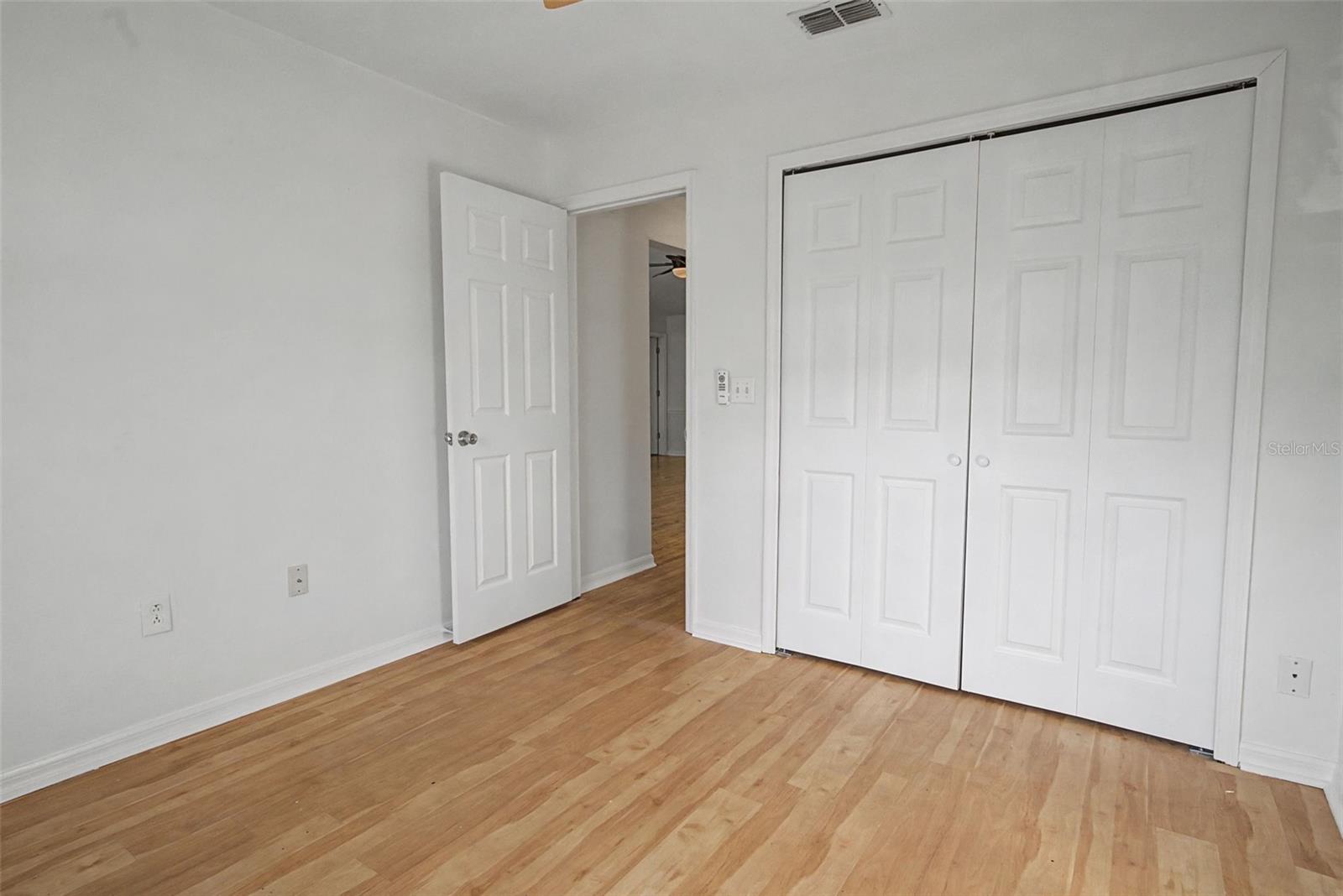 LOOKOUT PLACE - Residential