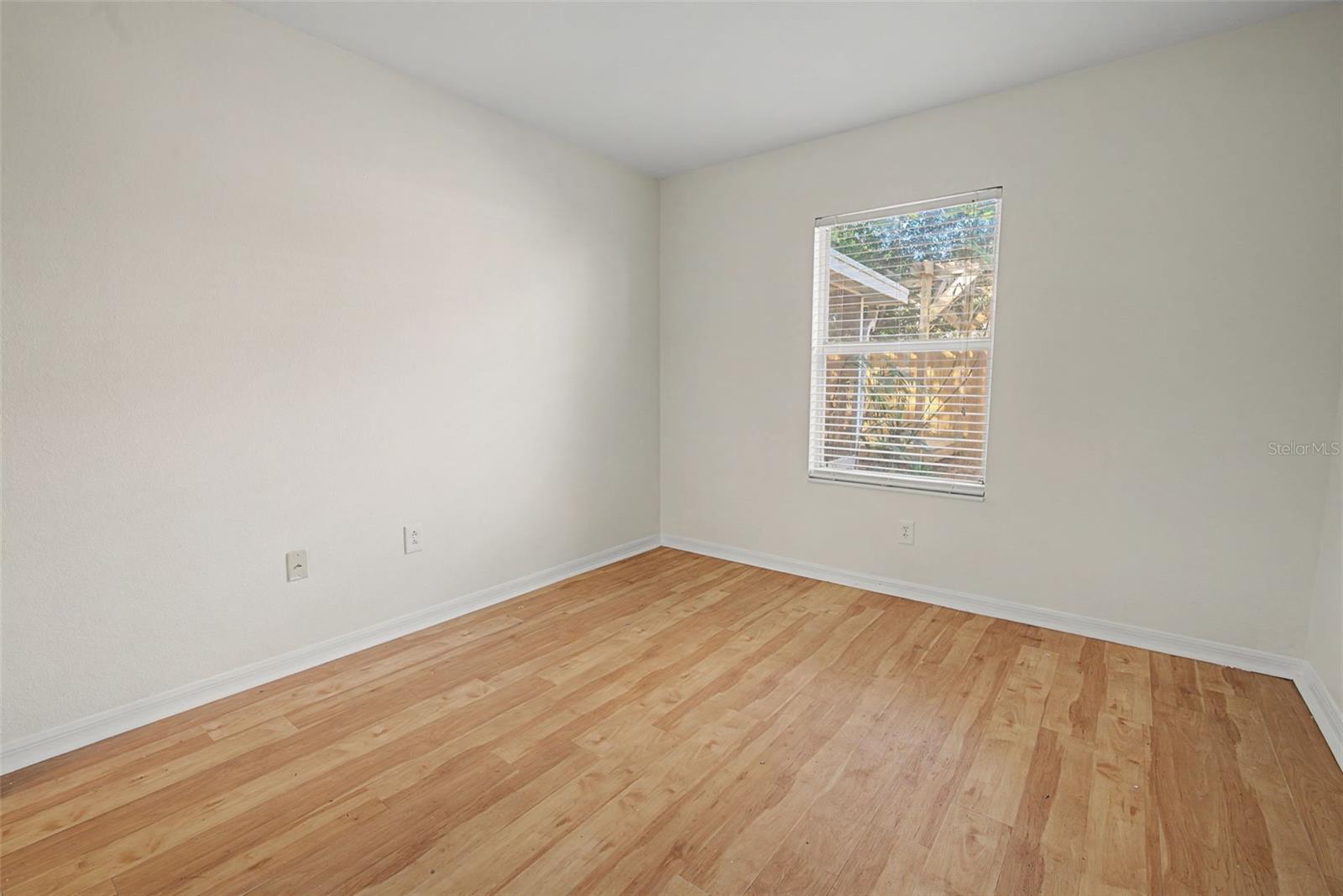 LOOKOUT PLACE - Residential