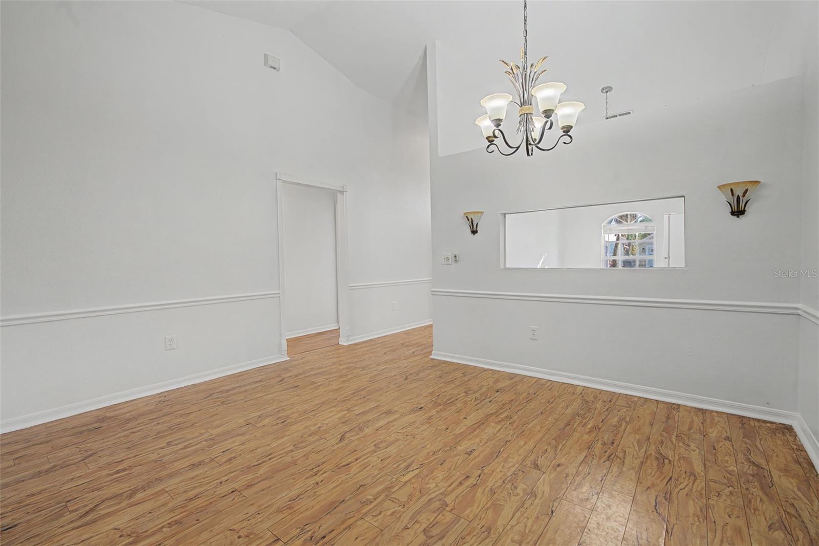 LOOKOUT PLACE - Residential