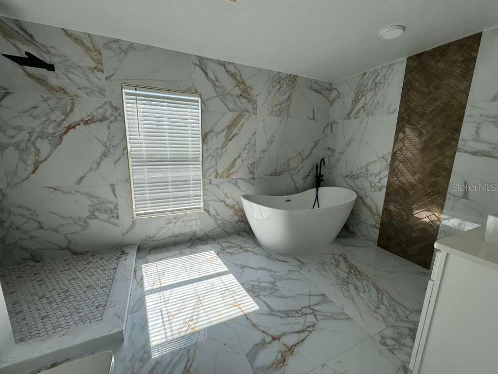 EAGLE BAY PH 1 - Residential