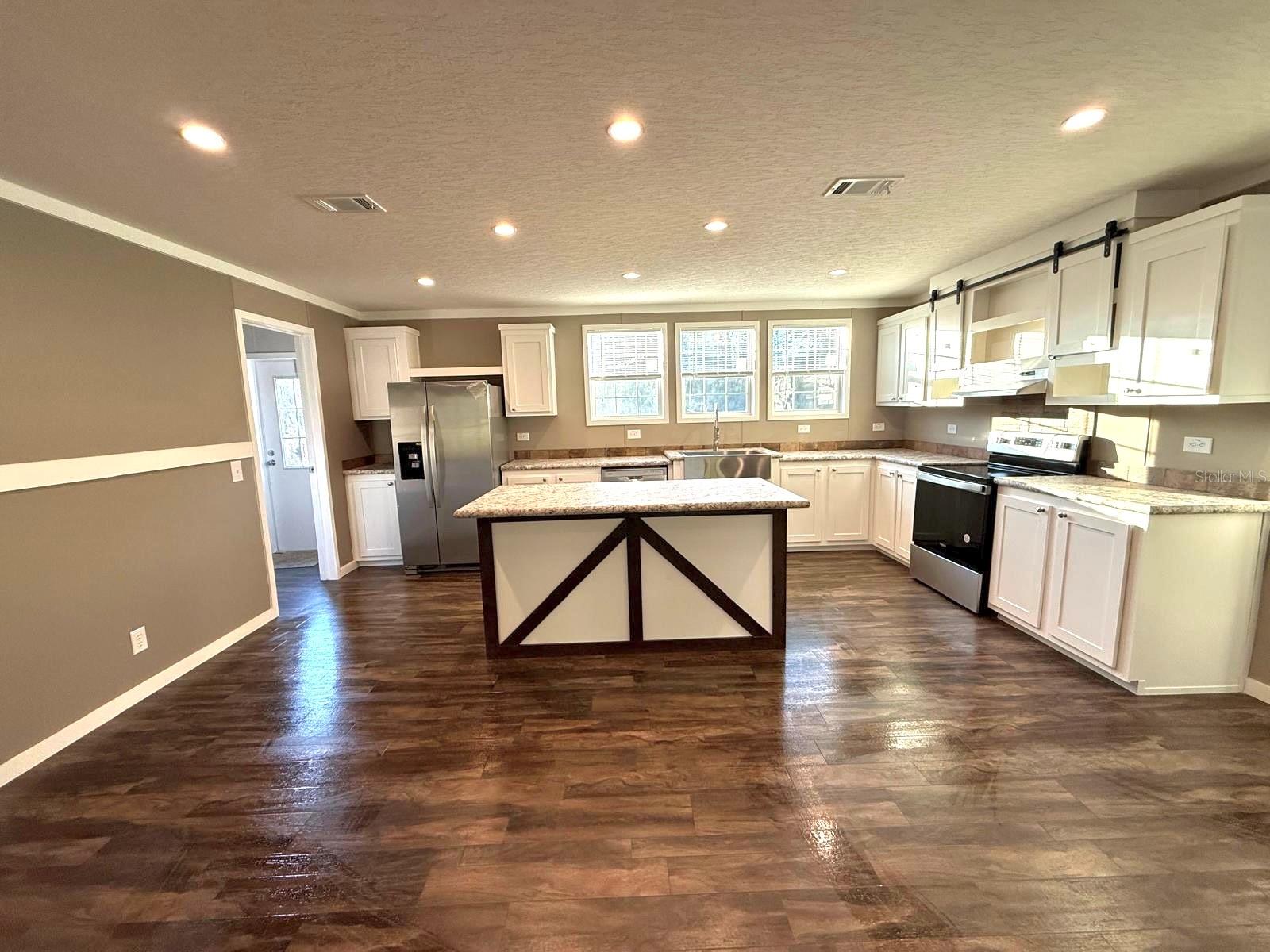 UNPLATTED - Residential