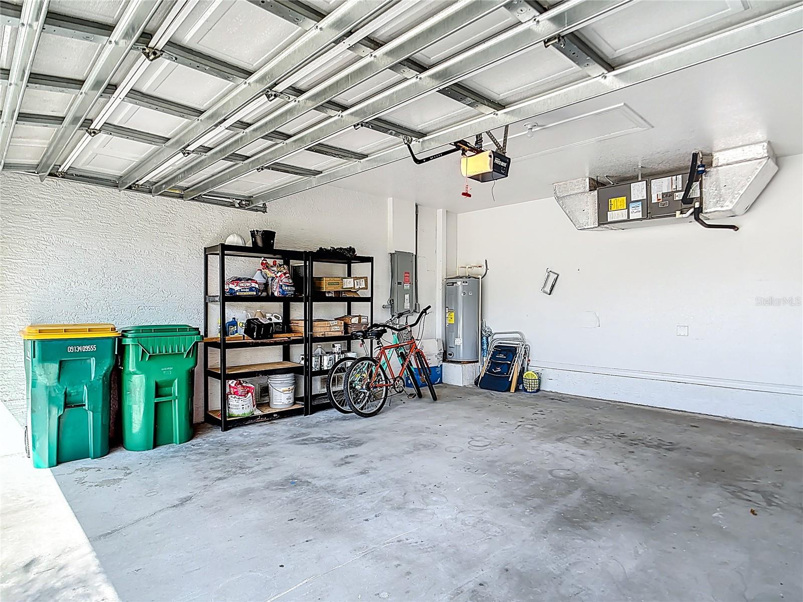 ROTONDA LAKES - Residential