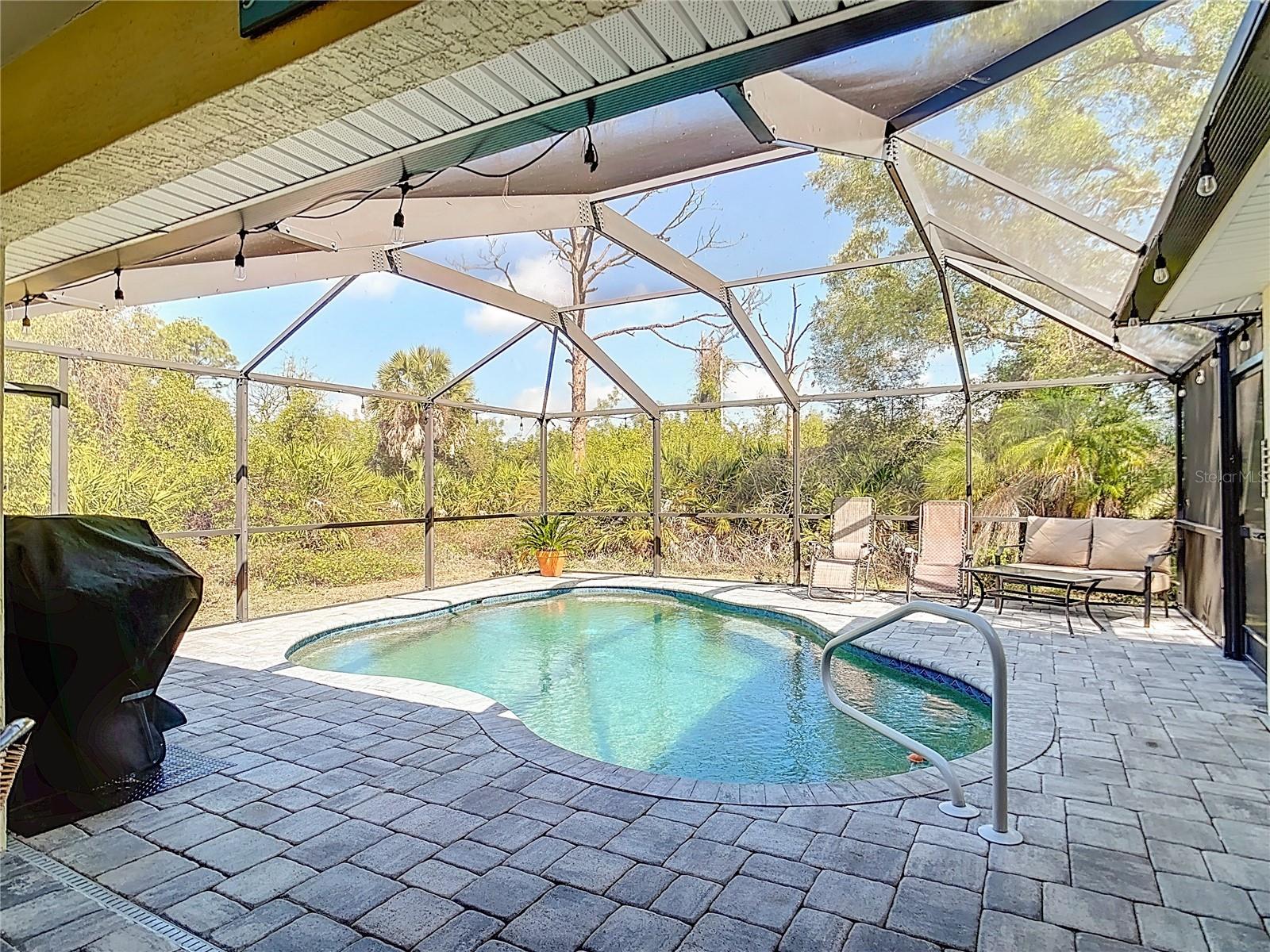 ROTONDA LAKES - Residential