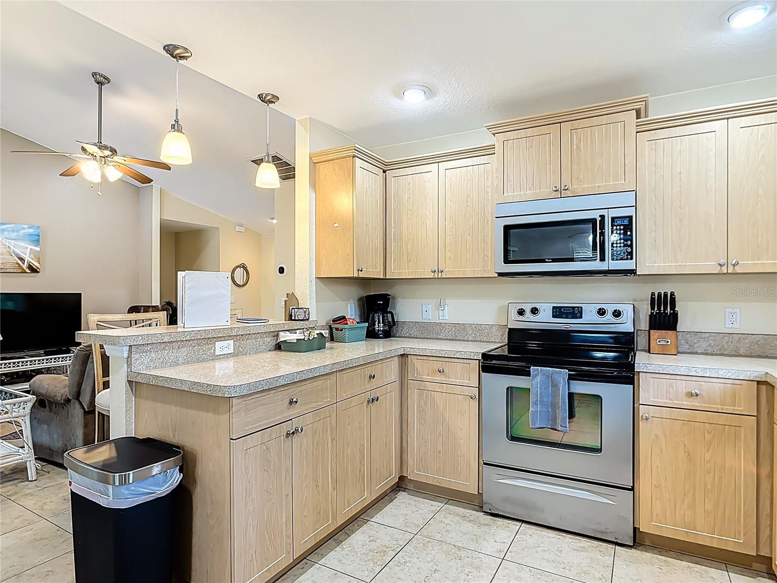 ROTONDA LAKES - Residential