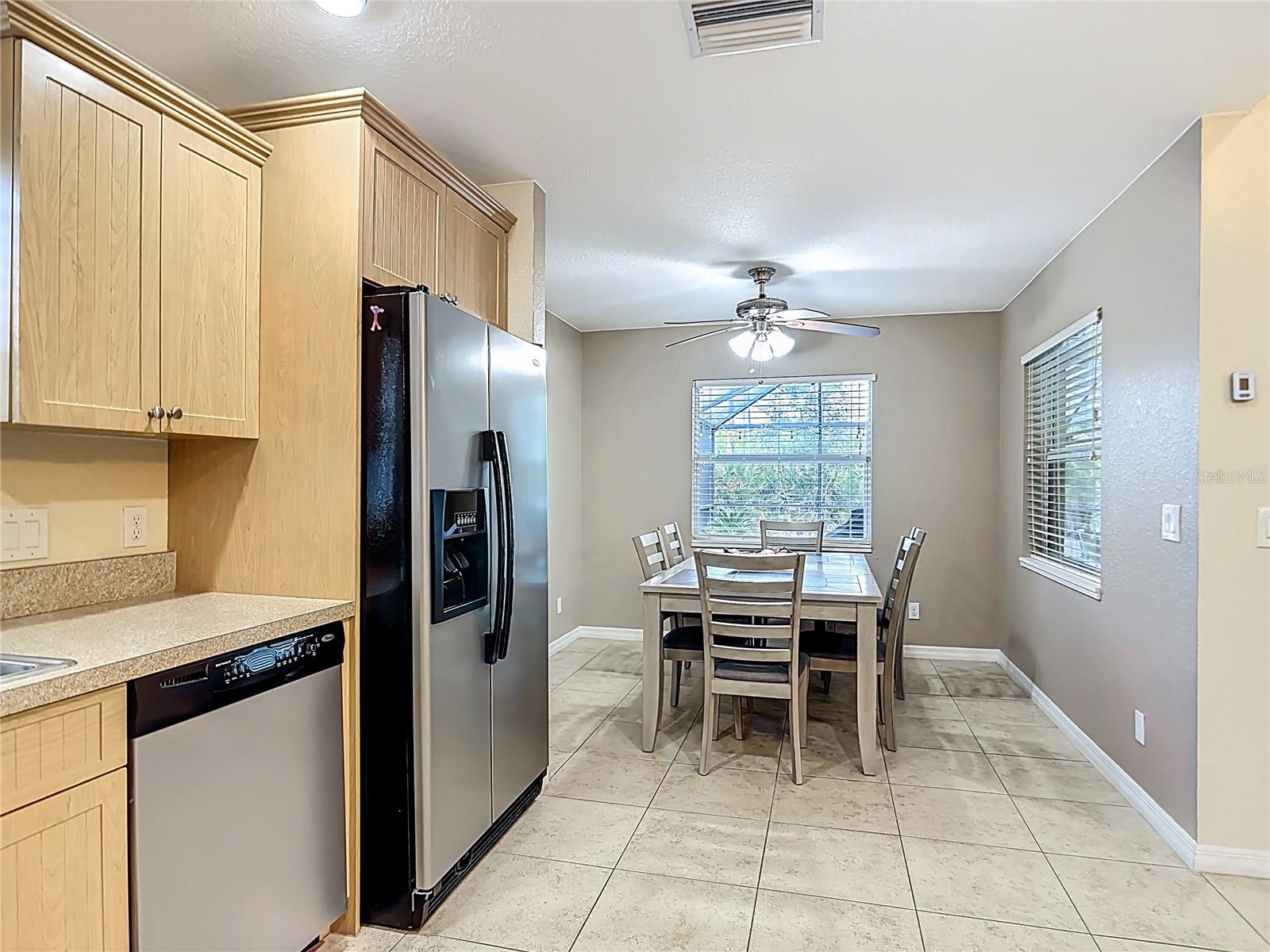 ROTONDA LAKES - Residential