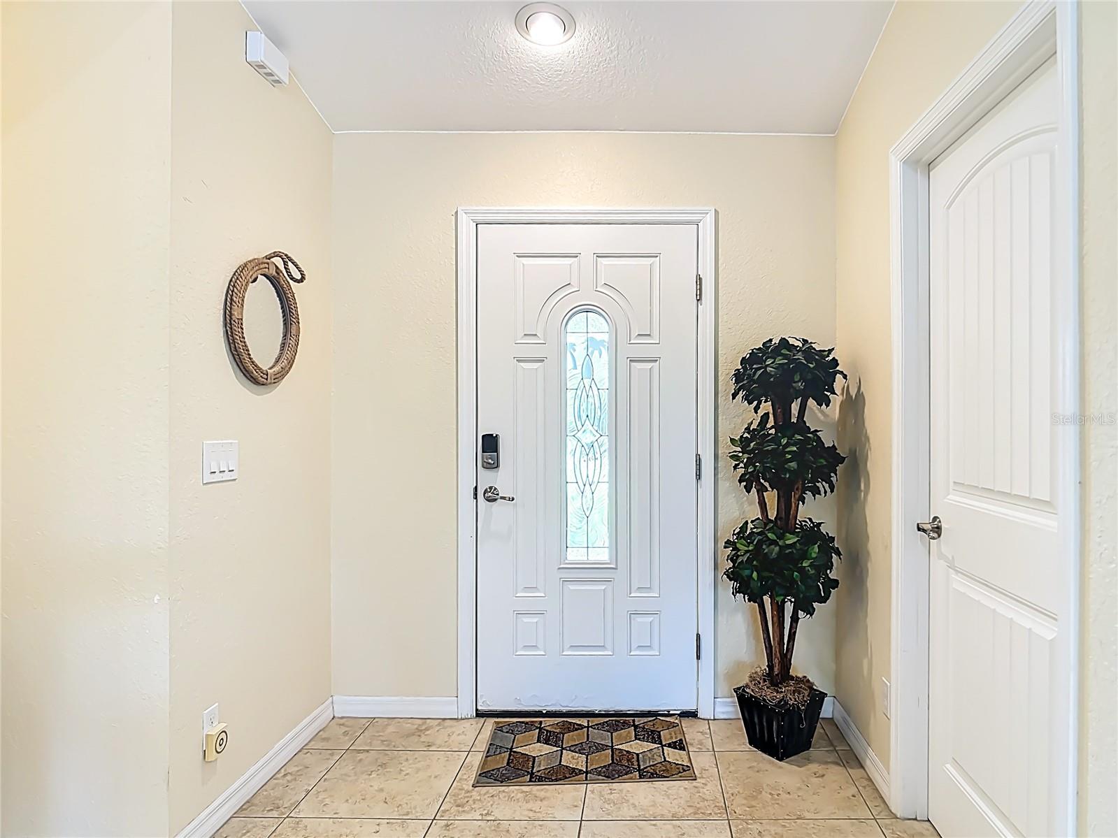 ROTONDA LAKES - Residential