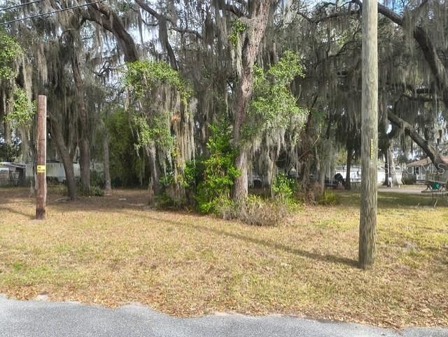 APACHE SHORES - Land