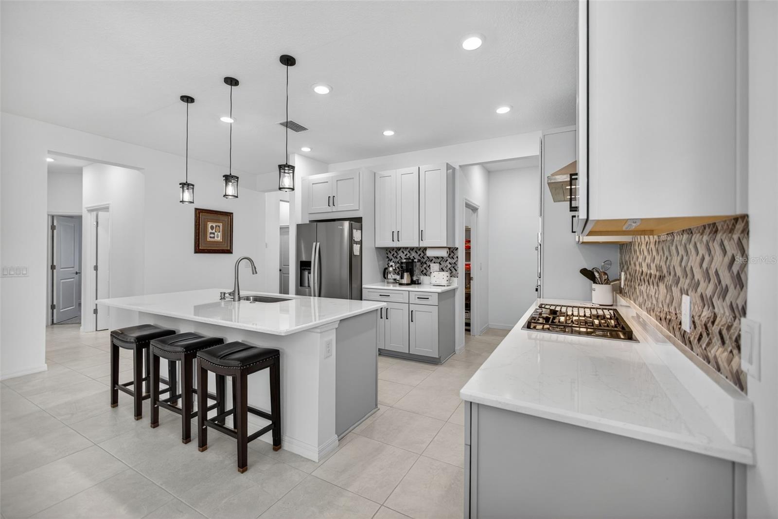 PARK EAST AT AZARIO - Residential
