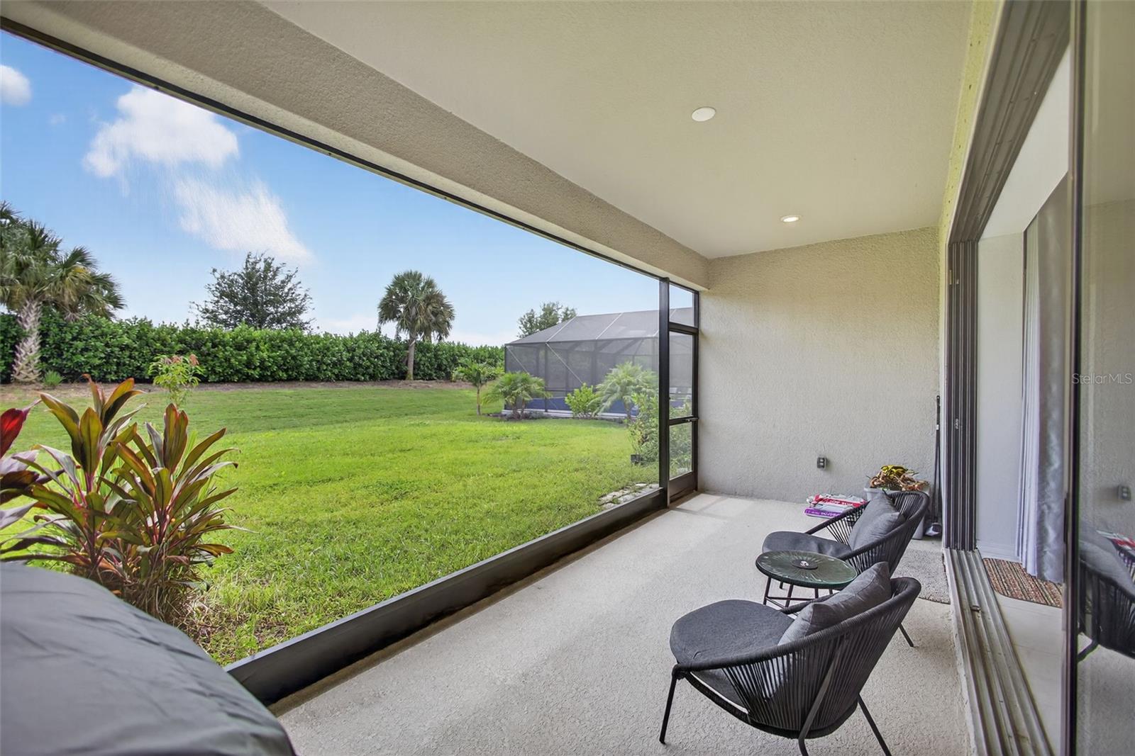 PARK EAST AT AZARIO - Residential