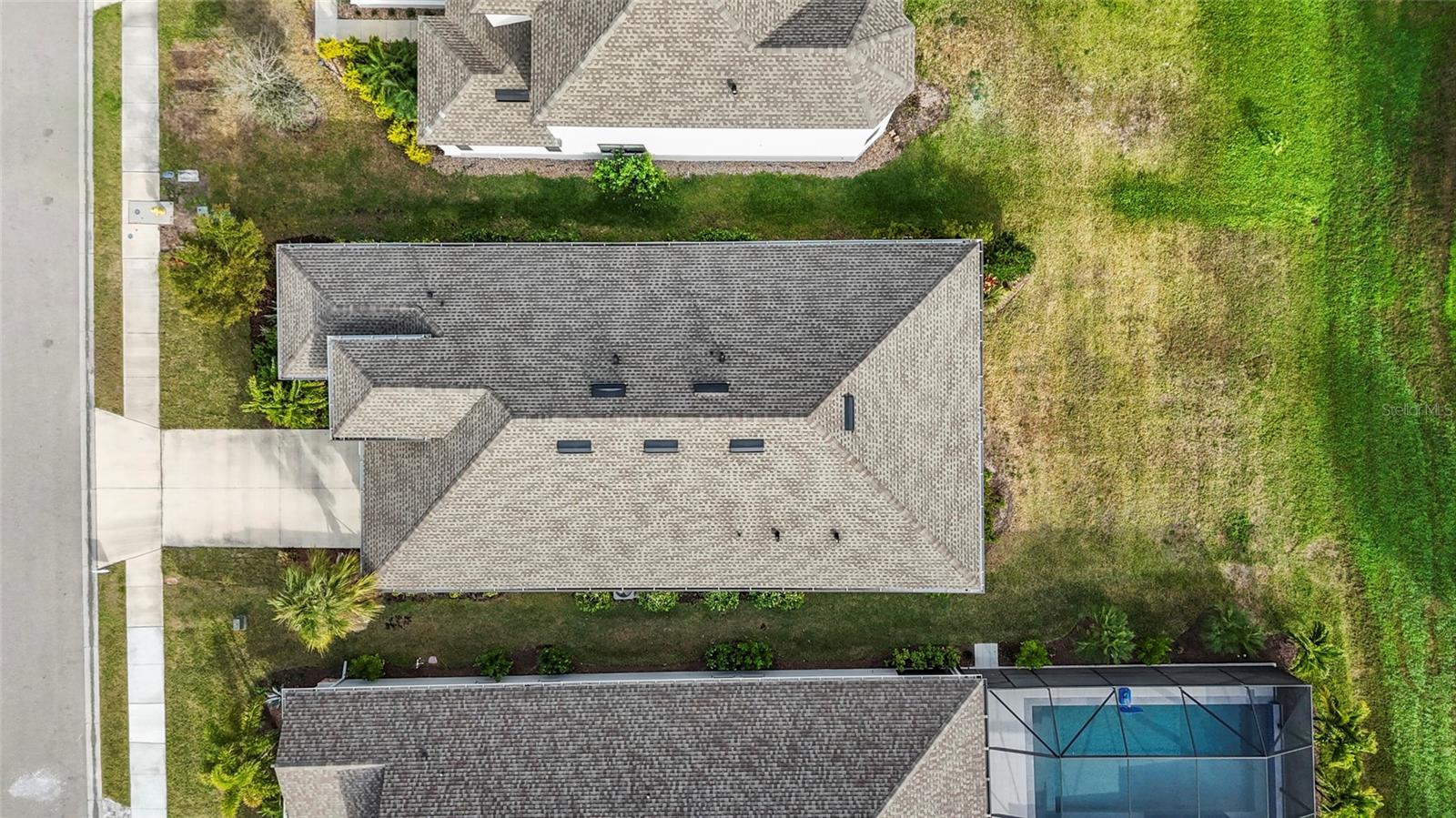 PARK EAST AT AZARIO - Residential