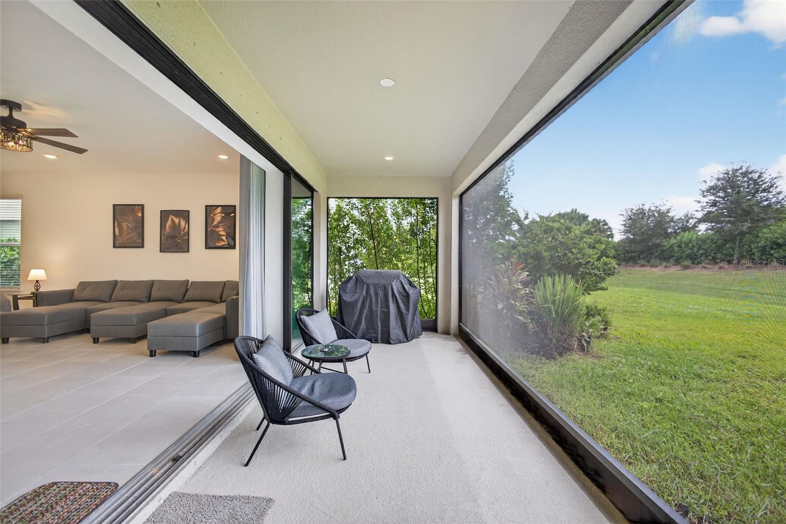 PARK EAST AT AZARIO - Residential