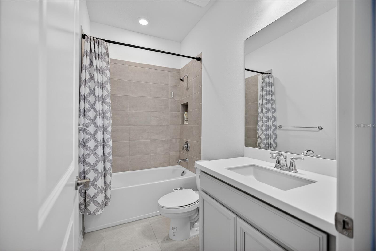 PARK EAST AT AZARIO - Residential