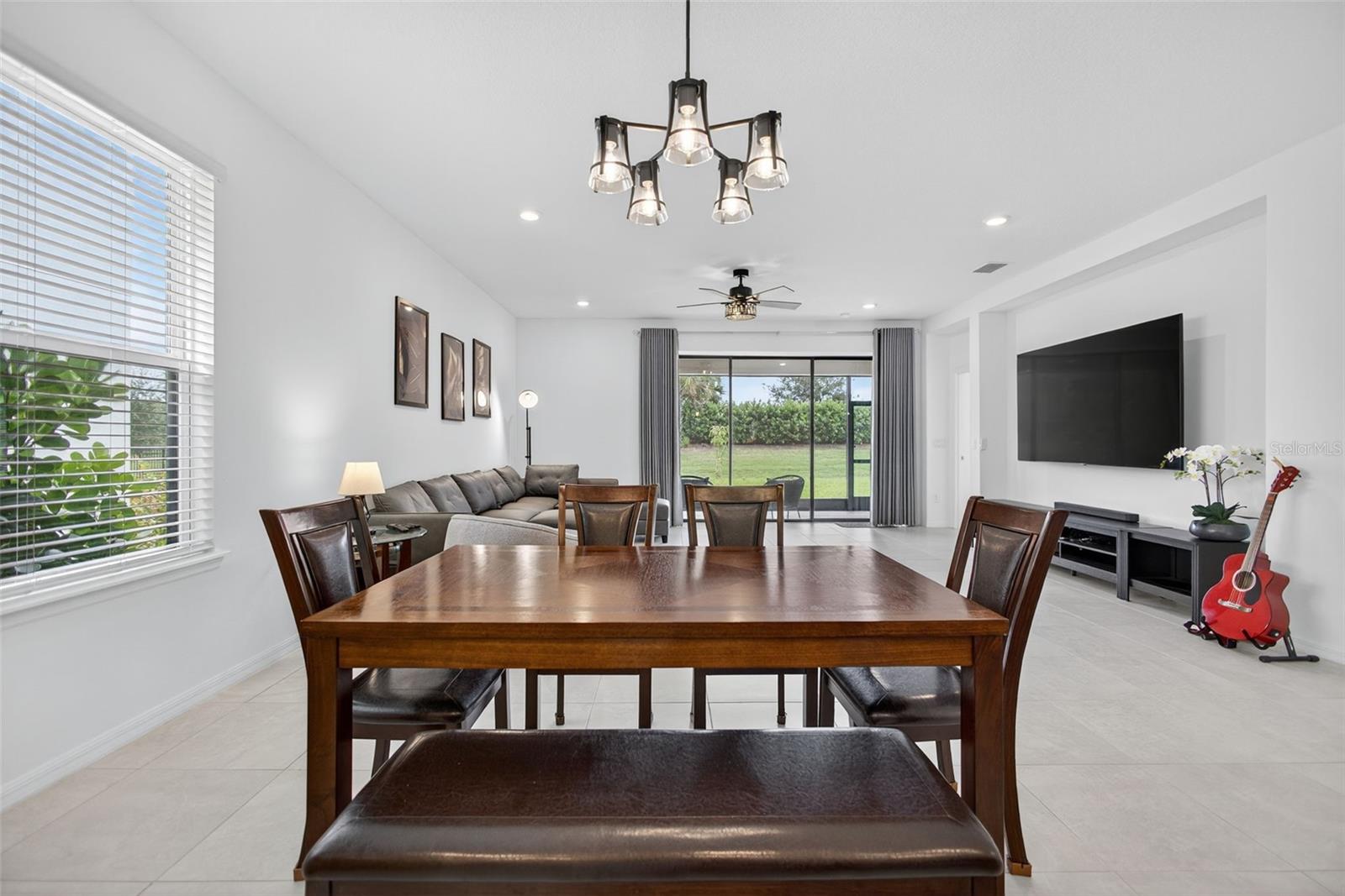 PARK EAST AT AZARIO - Residential