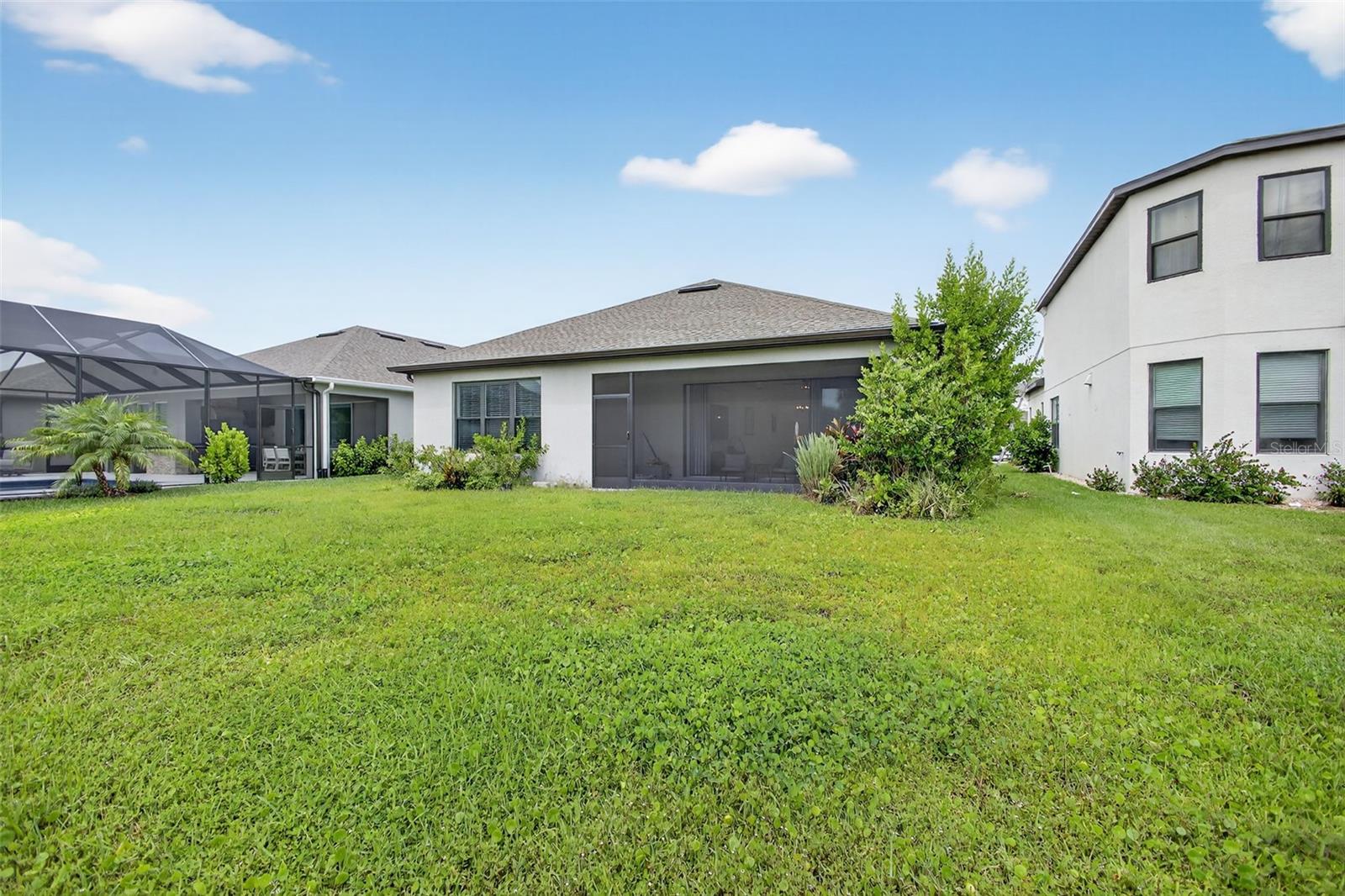 PARK EAST AT AZARIO - Residential
