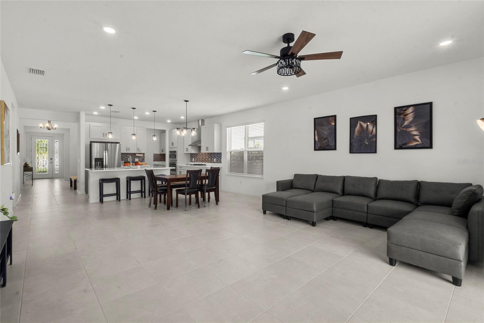 PARK EAST AT AZARIO - Residential