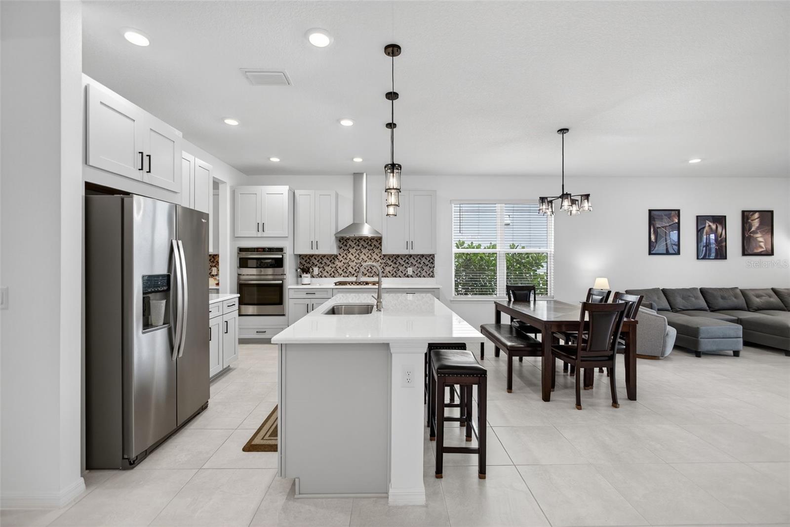 PARK EAST AT AZARIO - Residential