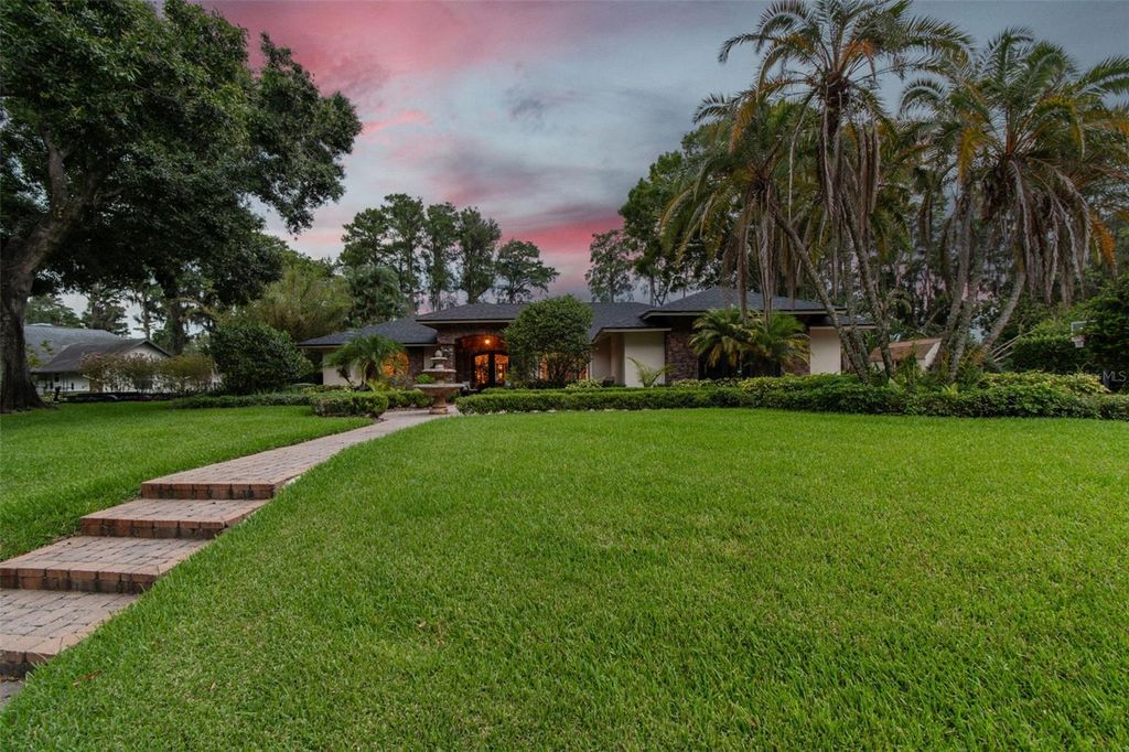 Photo of 1004 Ballinger Road, Lutz, FL 33548 (MLS # TB8407410)