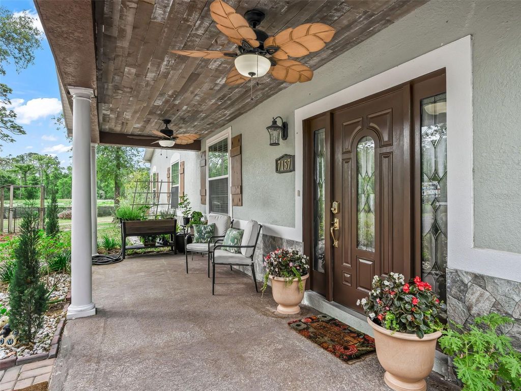 Photo of 7157 Knoxville Dr, Webster, FL 33597 (MLS # G5111776)