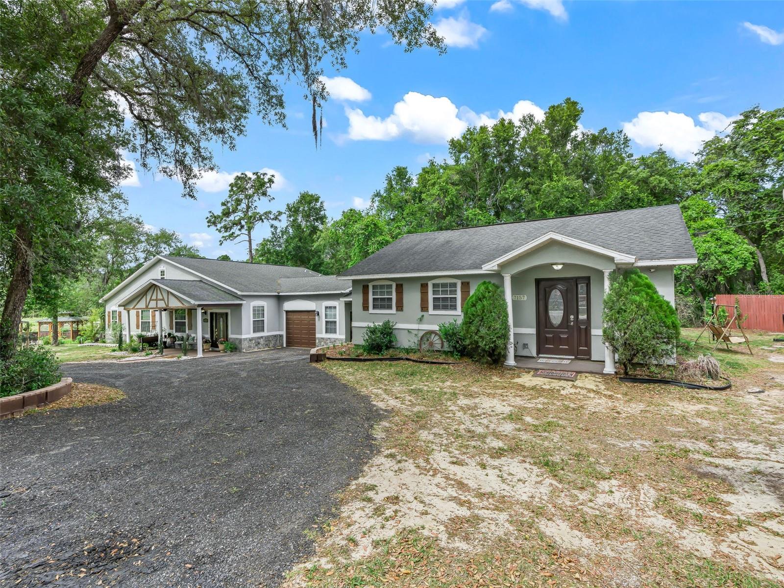 RIDGE MANOR - Residential