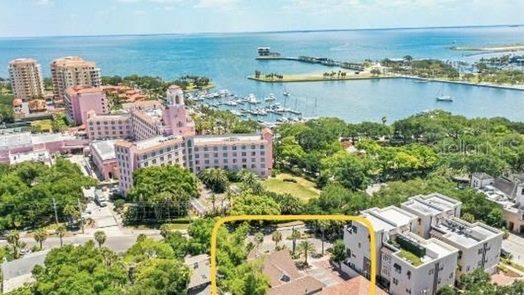 Photo of 532 Beach Drive NE, St Petersburg, FL 33701 (MLS # TB8312009)