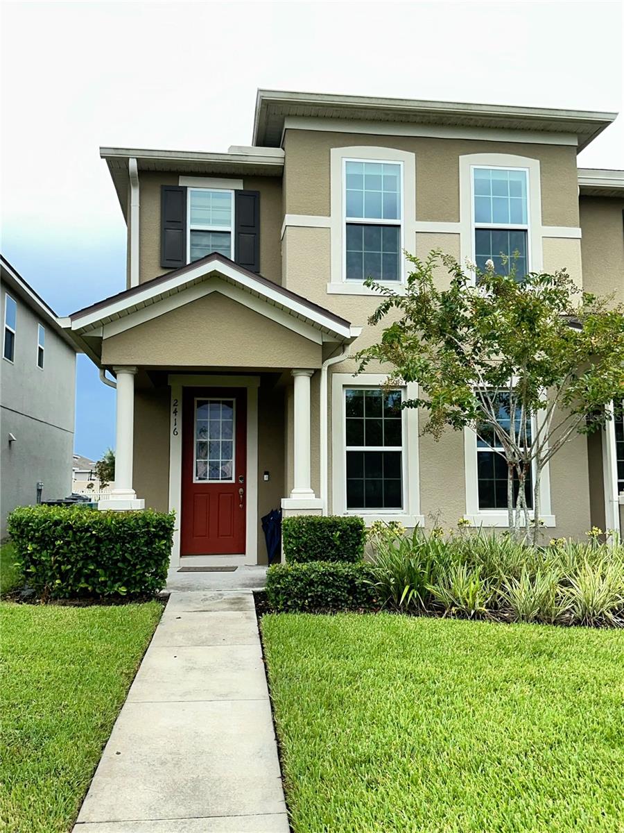 Beautiful townhouse located in the desirable Tohoqua community in Kissimmee. This property features 3 spacious bedrooms, 2 full bathrooms, and a half bath, offering both comfort and modern style. The kitchen boasts elegant finishes, stainless steel appliances, and an open-concept layout that flows seamlessly into the living and dining areas—perfect for family gatherings. Tohoqua offers resort-style amenities including a pool, fitness center, sports courts, walking trails, and a clubhouse. Prime location close to schools, shopping, dining, and easy access to major highways. Move-in ready and ideal as your new home or investment!