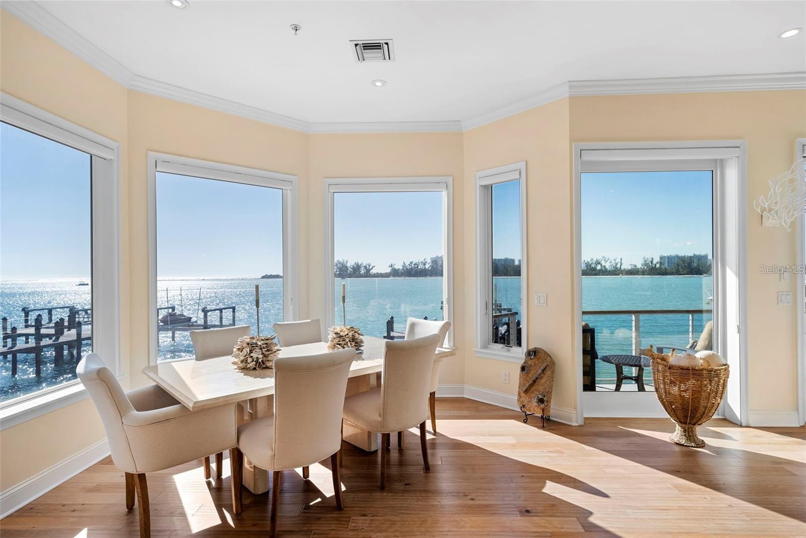 SIESTA REV OF - Residential