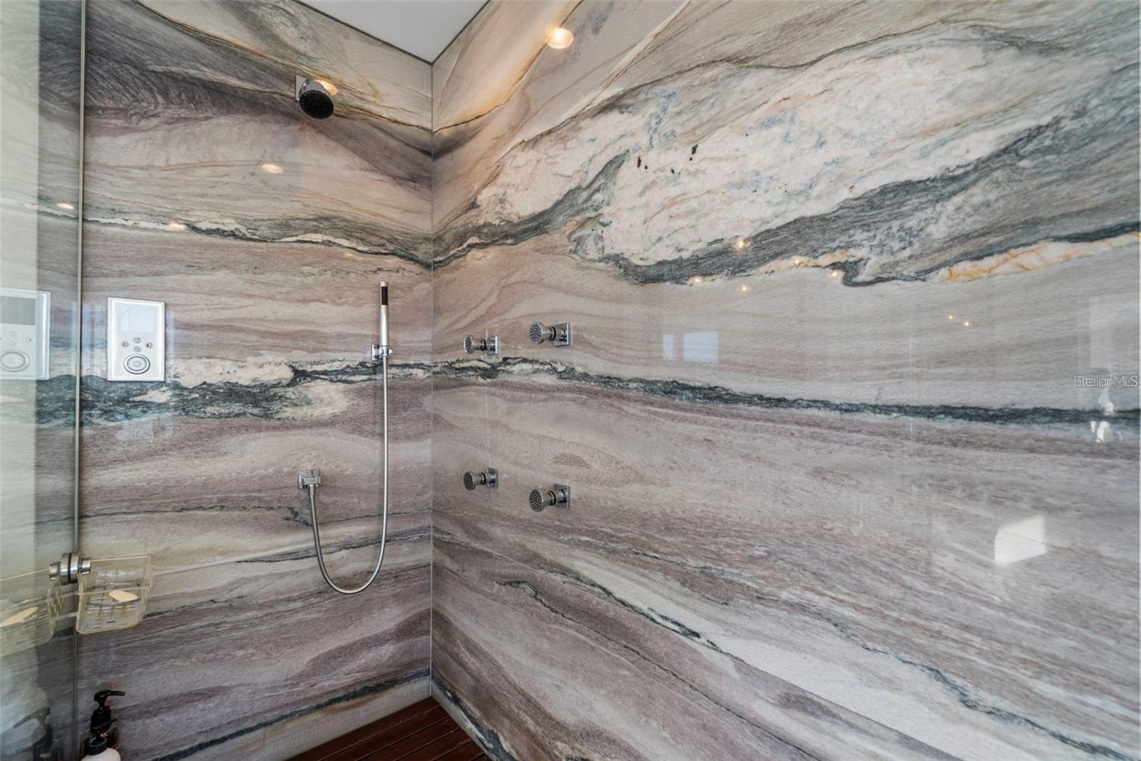 SIESTA REV OF - Residential