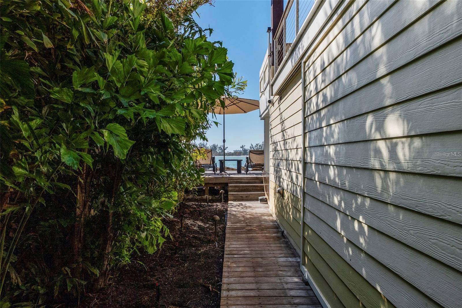 SIESTA REV OF - Residential