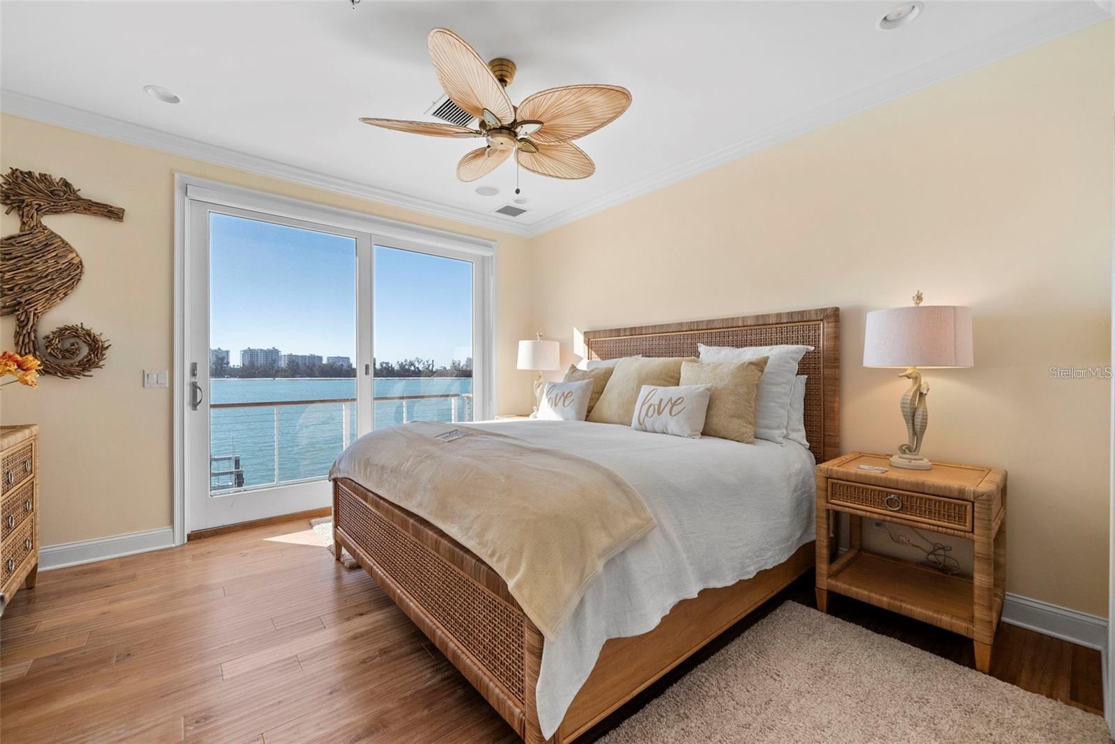 SIESTA REV OF - Residential