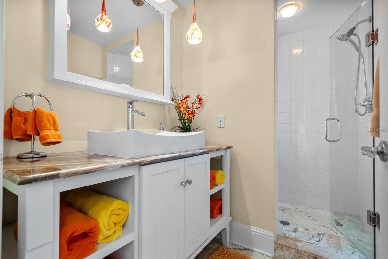 SIESTA REV OF - Residential