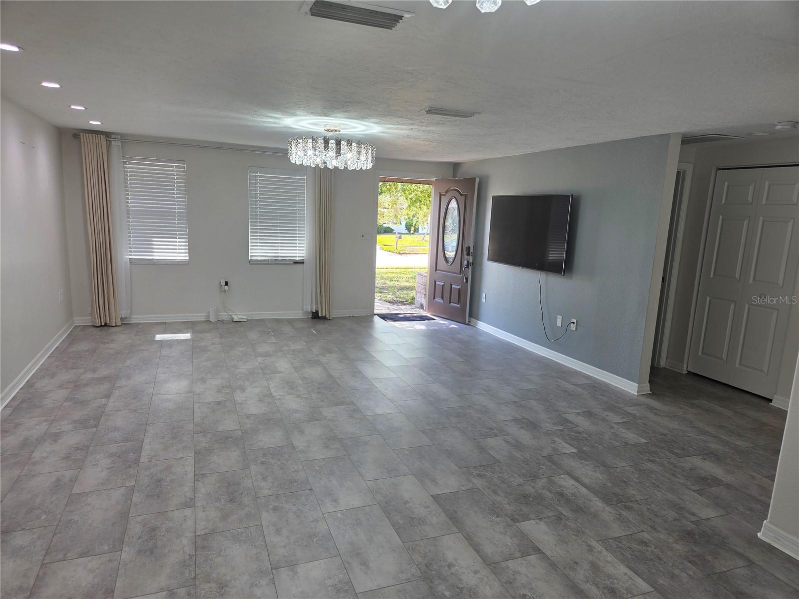 3922 COCHISE TER,