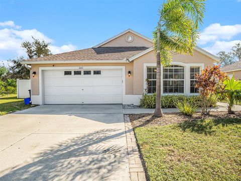 A home in PALMETTO