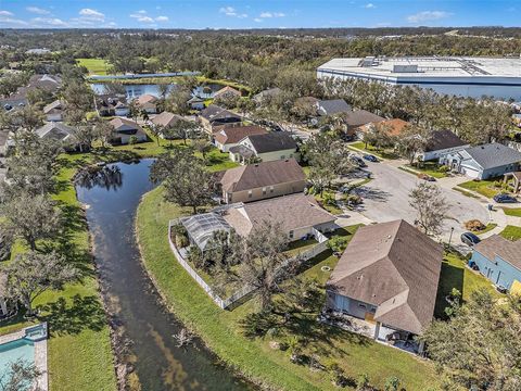 A home in PALMETTO