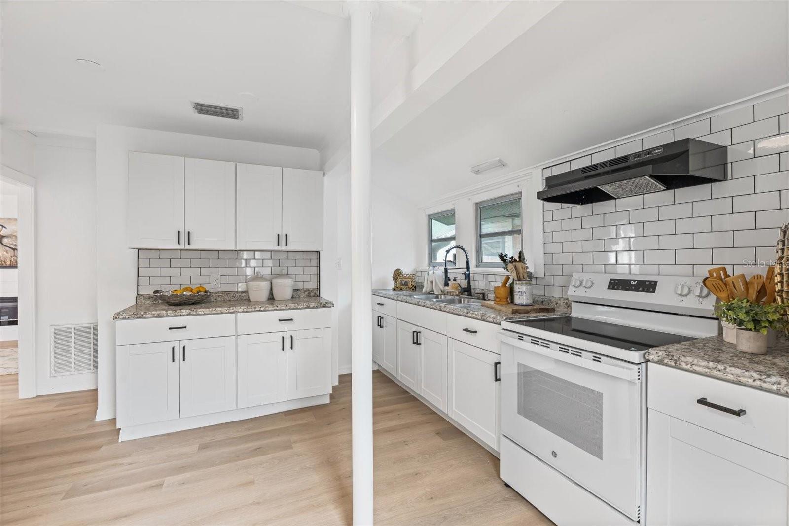 BRADEN CASTLE PARK - Residential