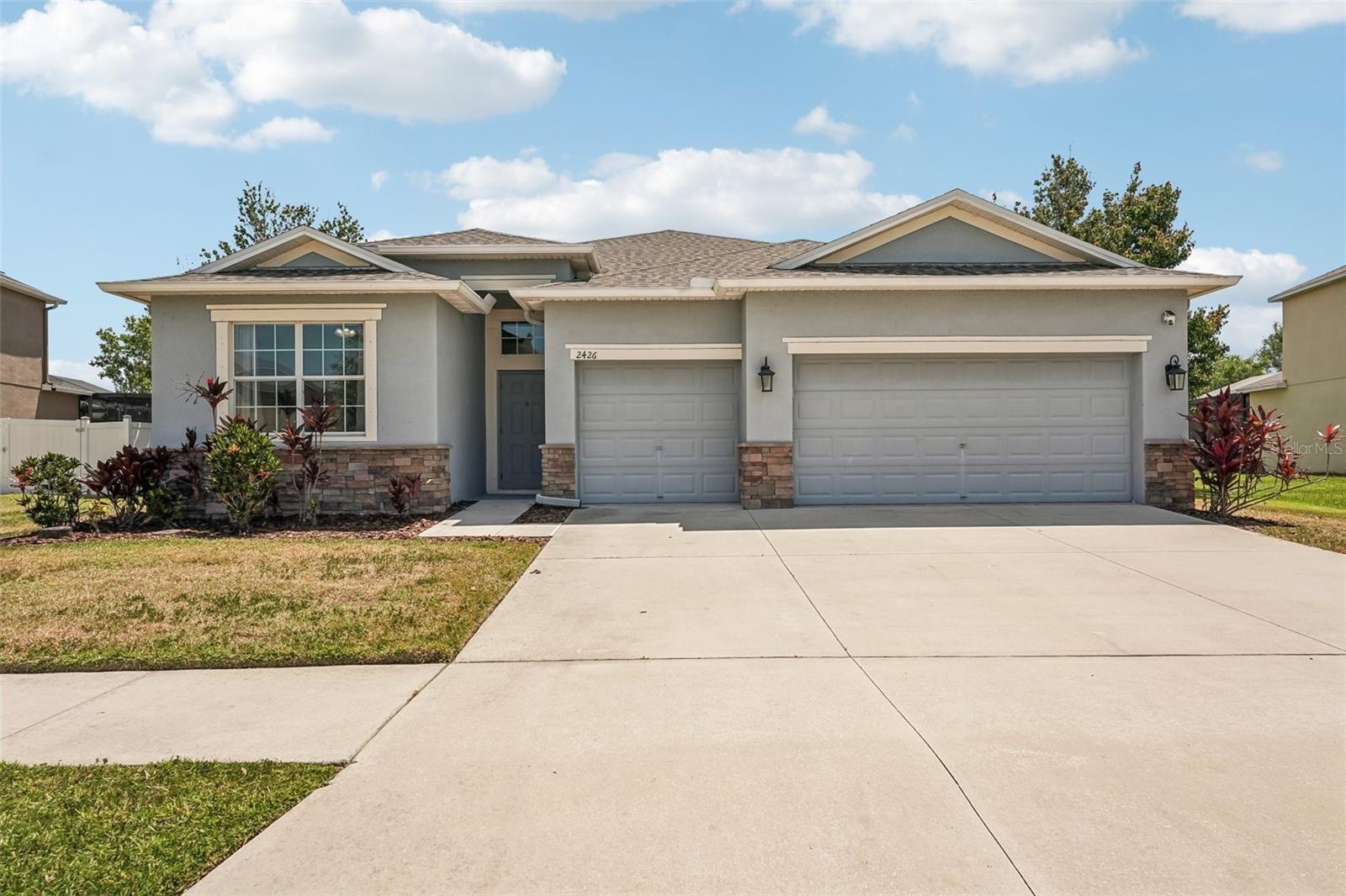 SPYGLASS AT RIVER BEND - Residential