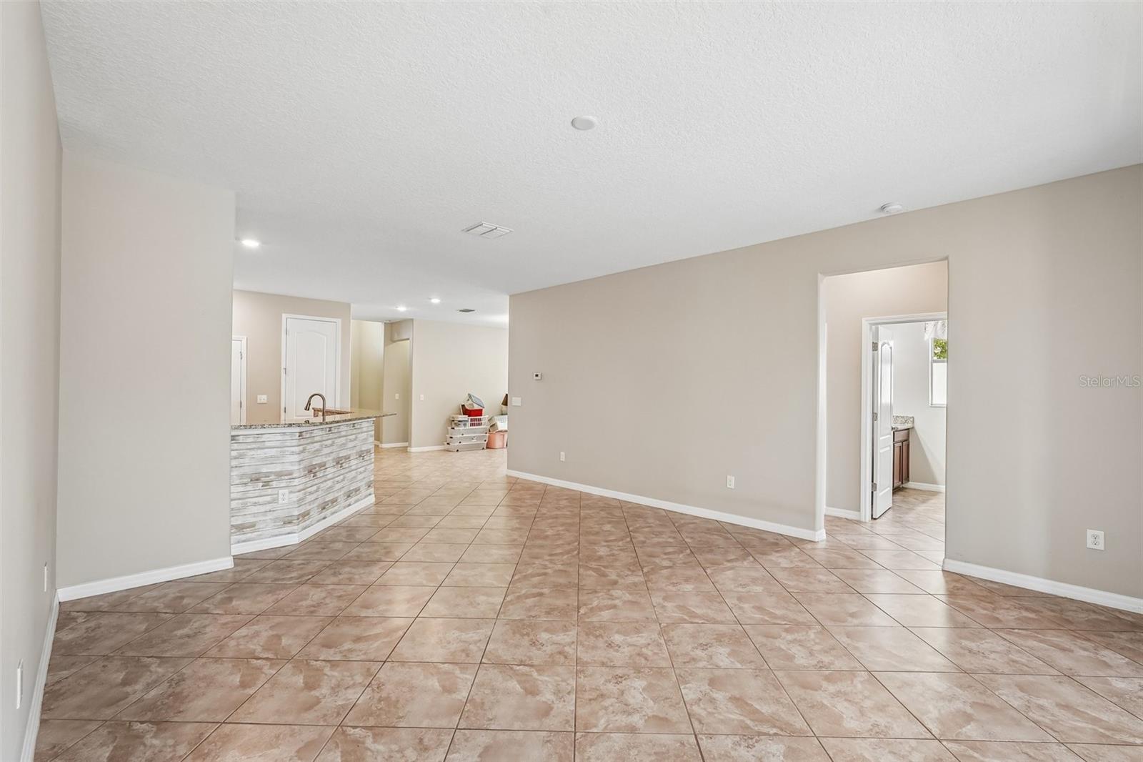 2426 CUMBERLAND CLIFF DRIVE