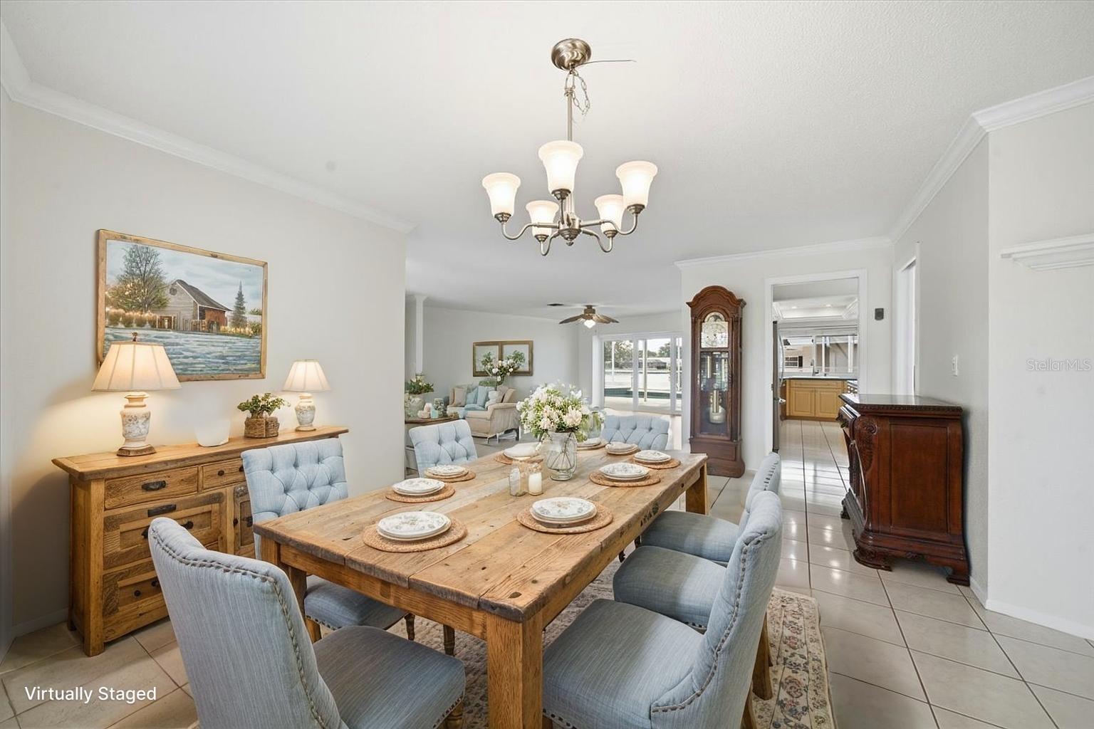 HILLCREST MANOR 1ST ADD - Residential