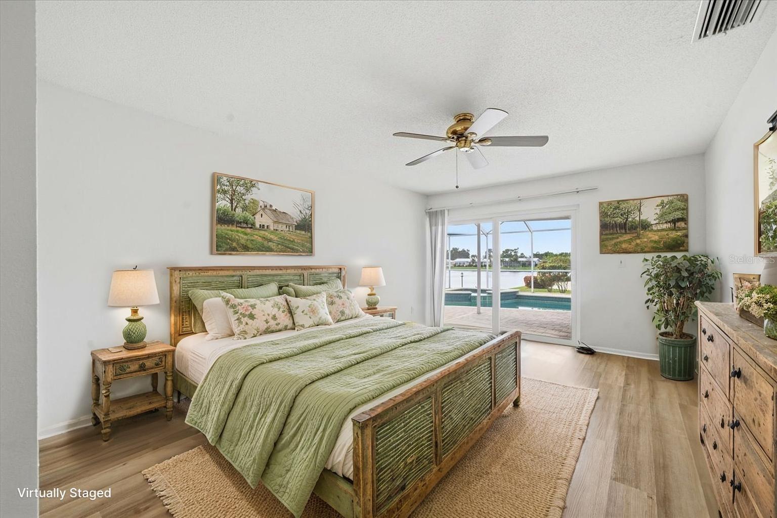 HILLCREST MANOR 1ST ADD - Residential