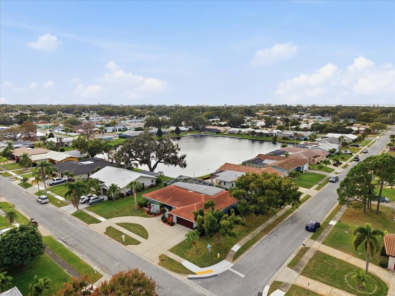 HILLCREST MANOR 1ST ADD - Residential