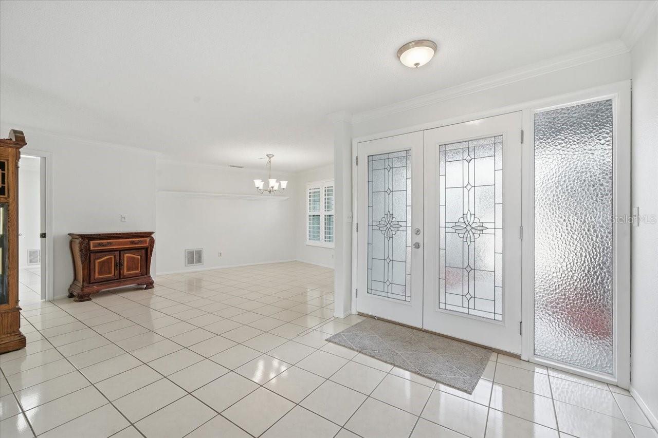 HILLCREST MANOR 1ST ADD - Residential