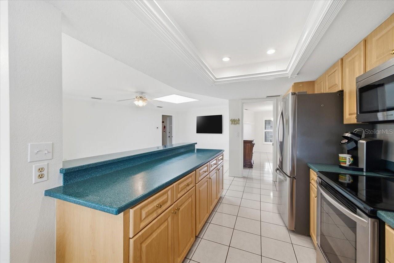 HILLCREST MANOR 1ST ADD - Residential