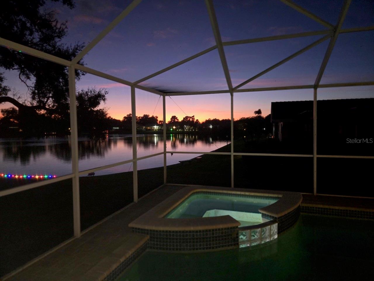 HILLCREST MANOR 1ST ADD - Residential